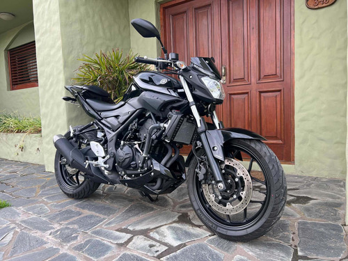 Imagen 2 de 10 de Yamaha Mt 03