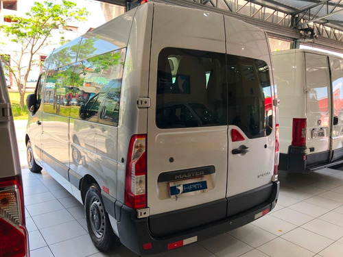 Renault Master L2h2 2015 Minibus Executiva