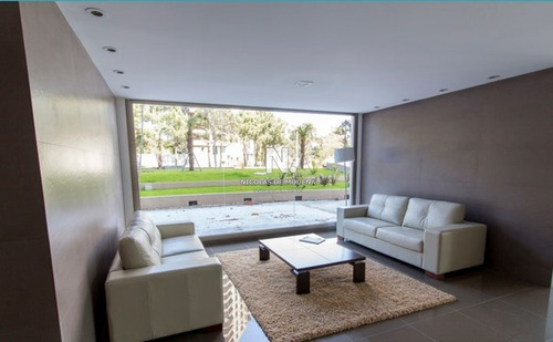 Departamento En Venta Y Alquiler. Gran Oportunidad.- Ref: 2329