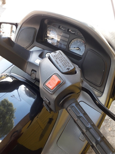 Imagen 10 de 15 de Honda Pacific Coast Pc800