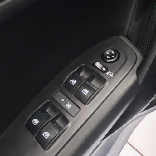 Fiat Cronos 1.3 FIREFLY FLEX DRIVE MANUAL