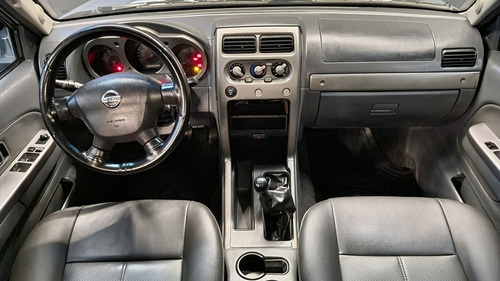 Imagem 7 de 8 de Nissan - Frontier 2.8 Se 4x2 - 2005