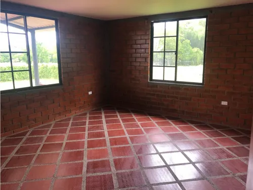 Venta Finca Pueblo Tapao - 8 Cuadras