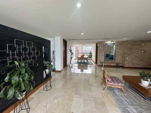 Apartamento Amoblado En Arriendo En Altos Del Poblado Medellin