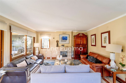Vende Exclusiva Casa En Las Pataguas En Lo Barnechea