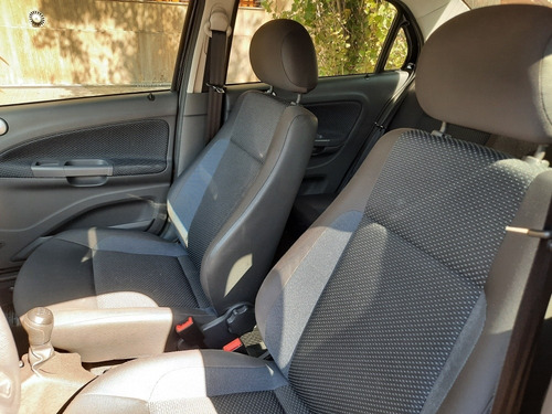 Volkswagen Voyage 1.6 Trenline 101cv 2017