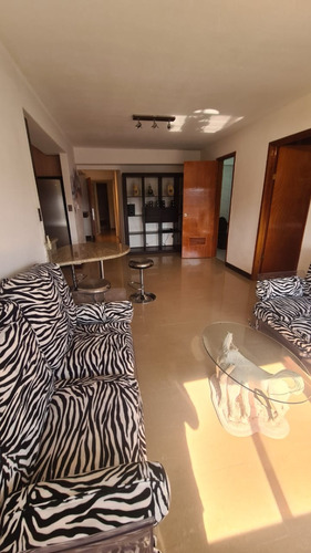 Alquiler De Excelente Apartamento En Colinas De Valle Arriba, Caracas Iv