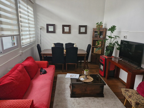 Excelente Y Comoda Casa En Venta, Comuna De Stgo. Centro