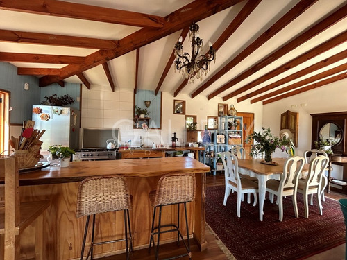 Dos Casas En Amplio Terreno. Maitencillo Sur, Runge