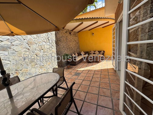 Estupenda Casa En Venta Con Inmejorable Ubicación Alto Hatillo