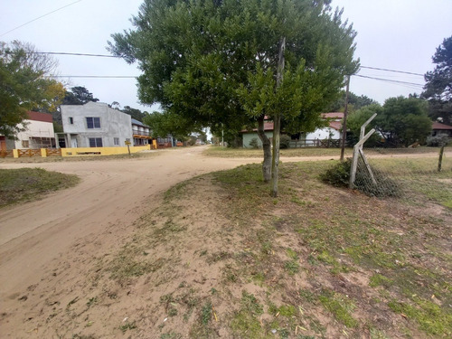 Imagen 4 de 6 de Lote En Venta (219)