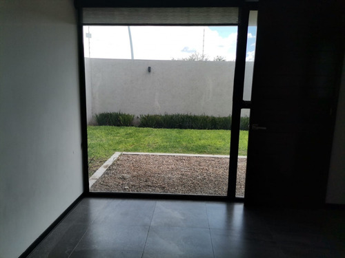 Imagen 9 de 14 de Rento Casa Queretaro Fracc. El Encino Club & Golf