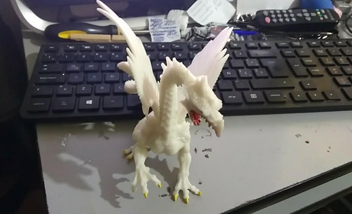 Safari White Glow In Dark Snow Fantasy Dragon 15 Cms (Usado)