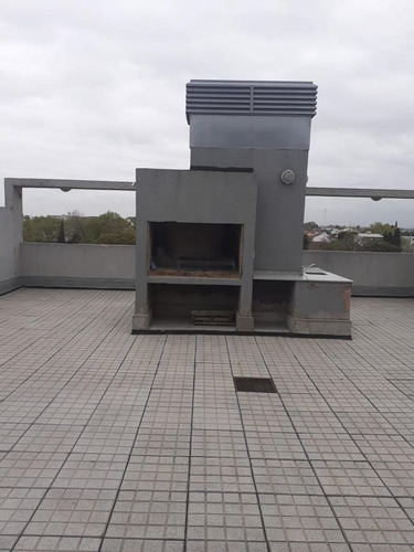 Imagen 12 de 14 de Hermoso Departamento En Zona Residencial