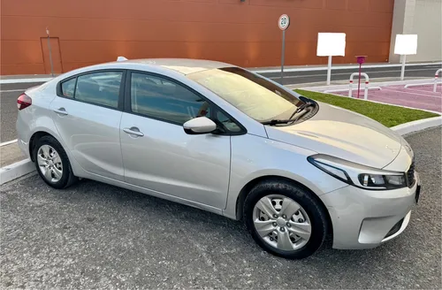 Kia Forte 2.0 L Mt