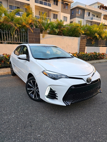 Imagen 3 de 10 de Toyota Corolla Se 2018 Americano Recien Importado