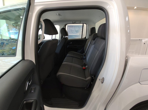 Imagen 11 de 15 de Volkswagen Amarok V6 Comfortline 258cv 4x4 At My23 #17