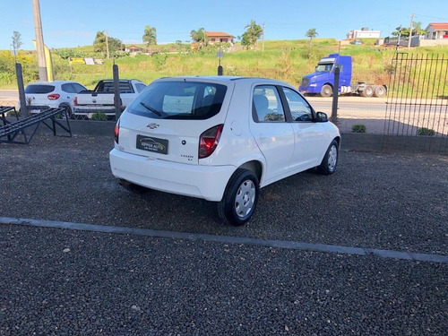 Imagem 5 de 6 de Chevrolet Celta Lt 1.0 2015 Abaixo Da Fipe