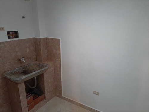 Imagen 12 de 18 de Vendo Townhouse En La Entrada Naguanagua Entrega Inmediata Cod144729