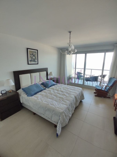 Imagen 21 de 30 de En Venta Primera Línea - Punta Del Este Brava
