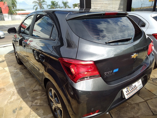 Chevrolet Onix 2018