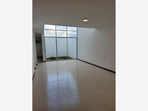 Imagen 2 de 12 de Casa Sola En Venta Valle Del Sol