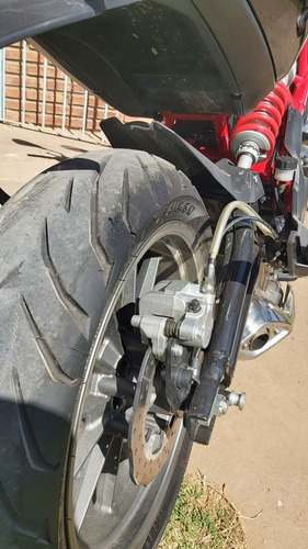 Benelli Tnt300