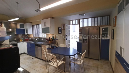 Imagen 2 de 18 de Casa En Venta En Cumbres De Curumo