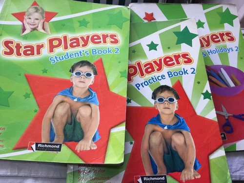 Star Players 2 Student´s Book +practice Book + Cutouts & Hol