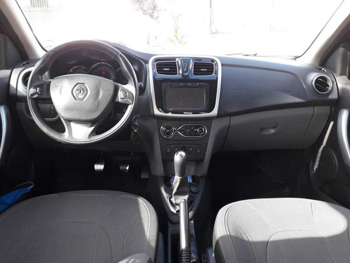 Renault Logan 2015 1.6 Dynamique Hi-power 4p