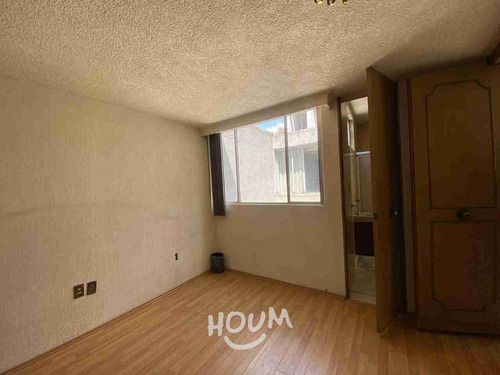Casa En Real De Las Lomas, Miguel Hidalgo Con 3 Recámaras, 410 M², Id: 138135