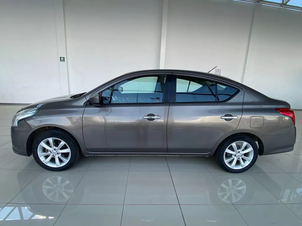 Nissan Versa 2018