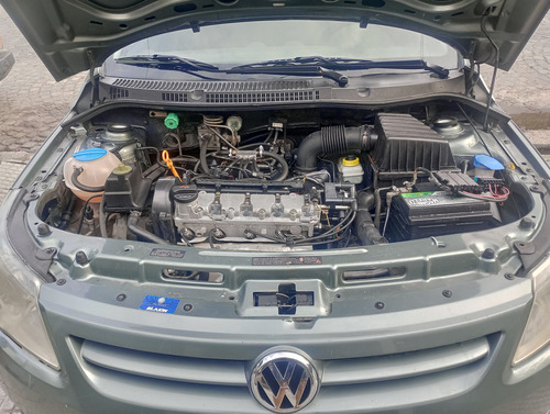 Volkswagen Voyage 1.6 Comfortline Plus 101cv