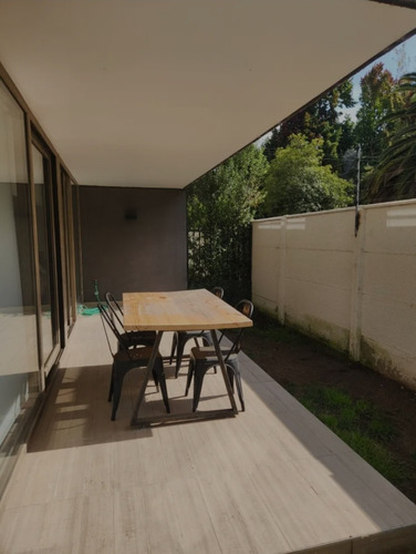 Hermoso Dpto Con Patio Privado En Los Almendros