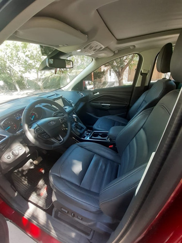 Ford Kuga Titanium 2018 - 25mil Km - Excelente