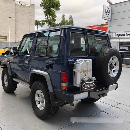 Imagen 3 de 16 de Toyota Land Cruiser Machito Lx Japonés