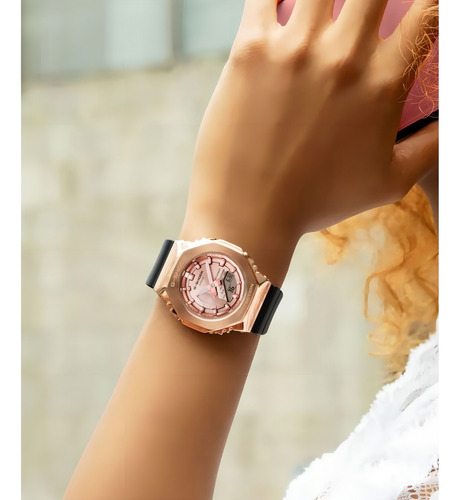 Reloj Casio Gm-s2100 Para Dama Color De La Correa Negro Color Del Bisel Oro Rosa