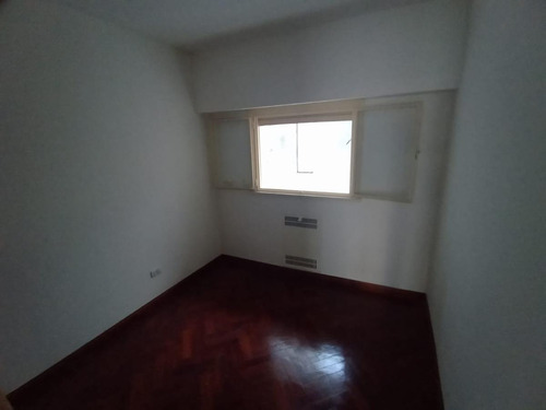 Imagen 10 de 22 de 3 Ambientes Con Dependencia Y Balcon En Venta - Recoleta - Arenales 3000