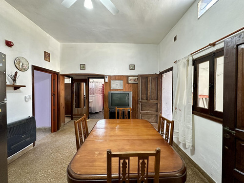 Casa De Tres Ambientes En Venta, Llavallol, Lomas De Zamora