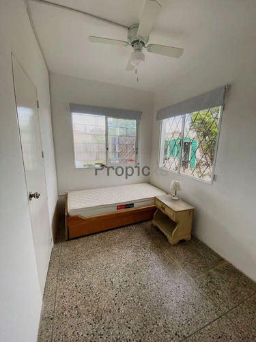 Venta De Casa En Parque Del Plata Sur