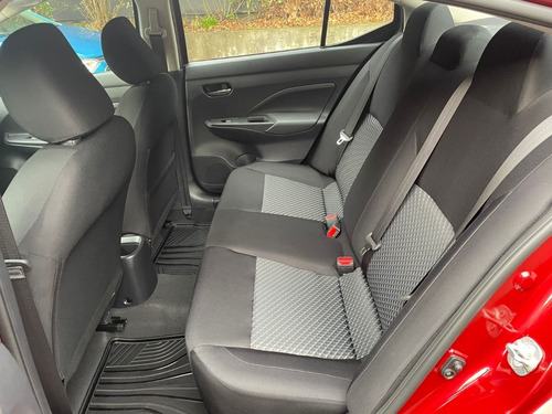 Imagen 3 de 10 de Nissan Versa Mt 1.6 Año 2022