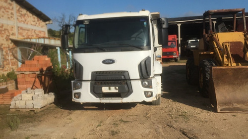 Imagem 2 de 10 de Ford Cargo 1723, Caçamba