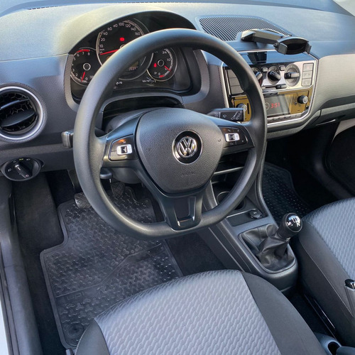 Volkswagen Up! up! Connect 1.0 TSI Total Flex 12V 5p