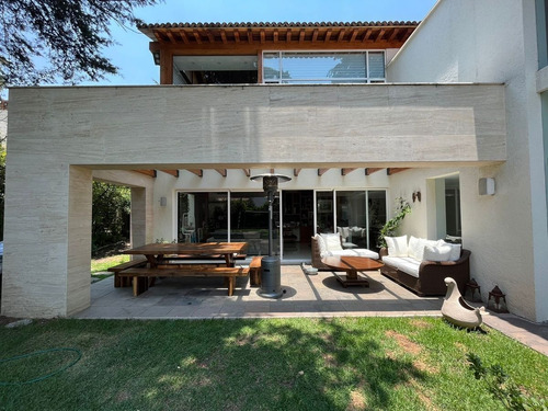 Imagen 1 de 21 de Casa En Venta Con Jardín En Rancho San Francisco