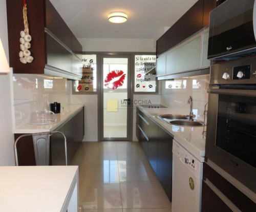 Imagen 12 de 30 de Alquiler De Apartamento De 2 Dormitorios En Playa Brava
