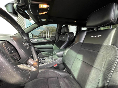 Imagen 21 de 25 de Jeep Grand Cherokee 6.4 Srt Atx 465hp At 2017 Linea Nueva