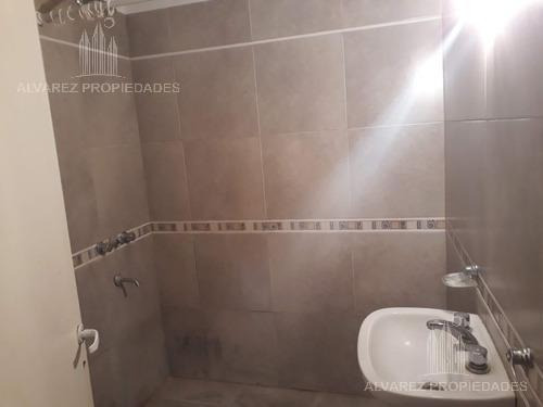Imagen 5 de 5 de Departamento - Moron