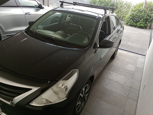 Nissan Versa 1.6 Exclusive Navi At