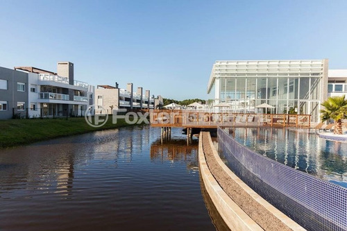Imagem 9 de 30 de Apartamento, 4 Dormitórios, 225 M², Centro - 8960