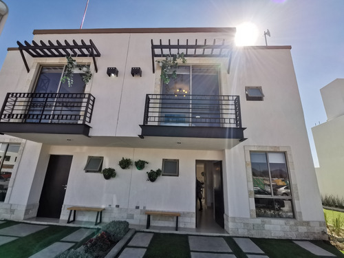 Casa Nueva En Venta Fraccionamiento Privado Al Sur De León C